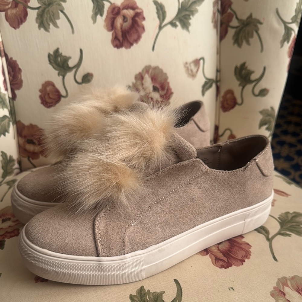 Candie's Beige Faux Fur Sneakers